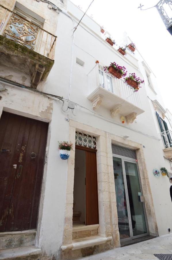 La Dimora Di Nonna Dora Apartment Martina Franca Luaran gambar