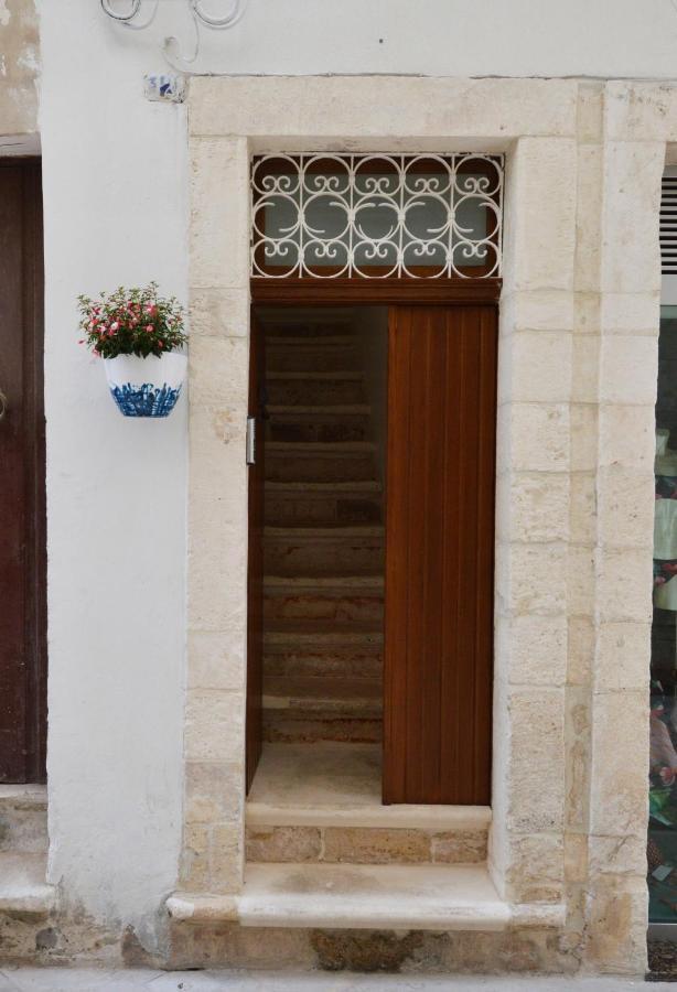 La Dimora Di Nonna Dora Apartment Martina Franca Luaran gambar